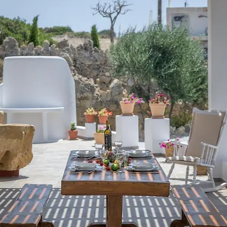 Holiday home Milion Fantasy House Adamantas (Milos)